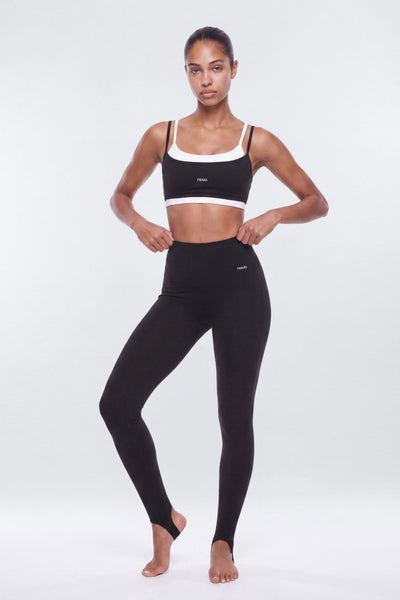 https://cdn.shopify.com/s/files/1/0293/9277/files/07-17-26_S9_PM_49_B125SP1325_BlackWhite_JG_AA_19-28-27_7924-13_YB_ES_ES_JA.jpg?v=1786402417&with=400&height=600