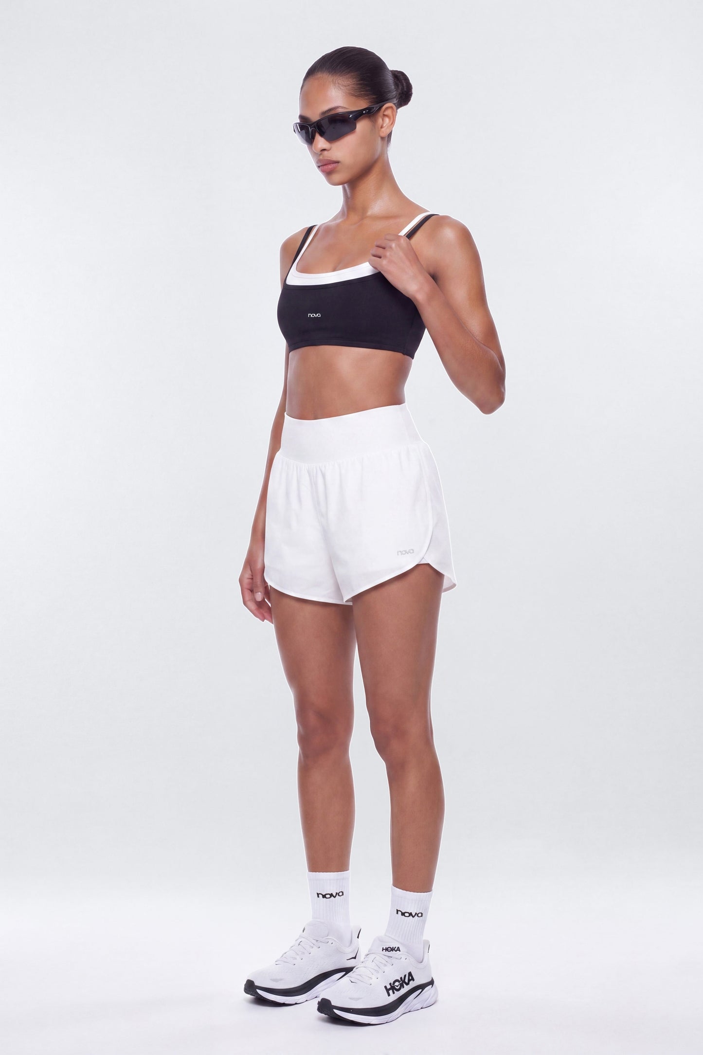 https://cdn.shopify.com/s/files/1/0293/9277/files/07-17-26_S9_PM_51_B125SB1306_SnowWhite_JG_AA_19-37-01_7957-39_AB_ES_JA.jpg?v=1786402544