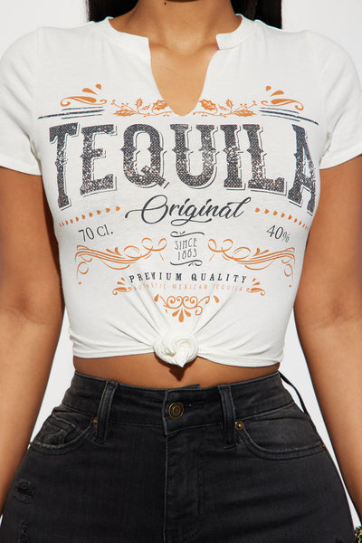 https://cdn.shopify.com/s/files/1/0293/9277/files/07-21-23Studio2_KJ_RL_14-19-42_24_T264333_Ivory_43826_JB.jpg?v=1690322592&with=400&height=600