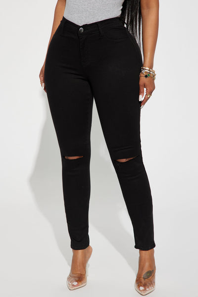 https://cdn.shopify.com/s/files/1/0293/9277/files/07-21-23Studio2_KJ_RL_14-26-05_26_P831_Black_16085_SG_MH.jpg?v=1690323510&with=400&height=600
