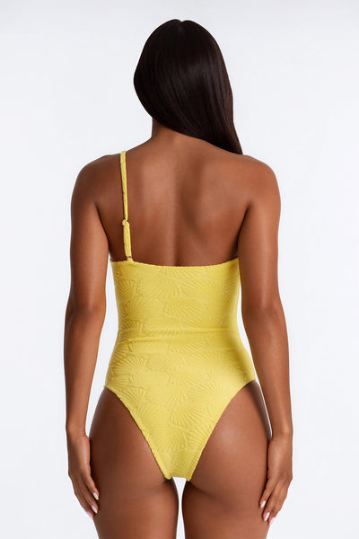 https://cdn.shopify.com/s/files/1/0293/9277/files/07-21-26_S8_15_ZDSRM1317_Yellow_JG_MC_10-30-29_70545-FN_Lana-_MWA.jpg?v=1785534796&with=400&height=600