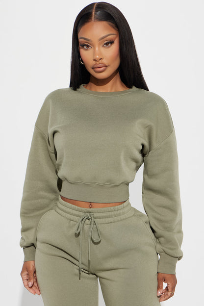 https://cdn.shopify.com/s/files/1/0293/9277/files/07-24-24-S2_36_75480_Olive_CXB_RL_13-51-36_9094_PXF.jpg?v=1722273191