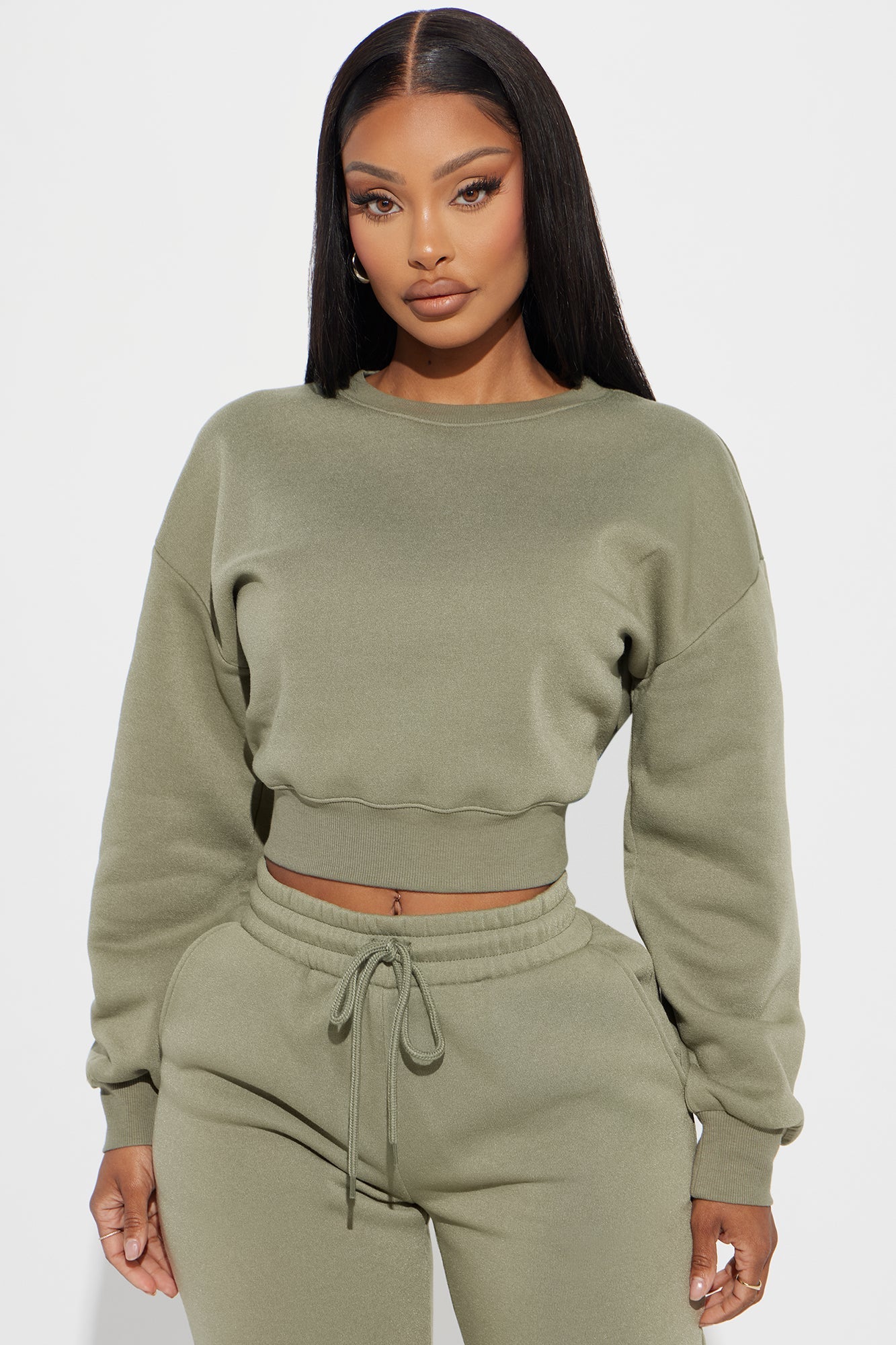 https://cdn.shopify.com/s/files/1/0293/9277/files/07-24-24-S2_36_75480_Olive_CXB_RL_13-51-36_9094_PXF.jpg?v=1722273191