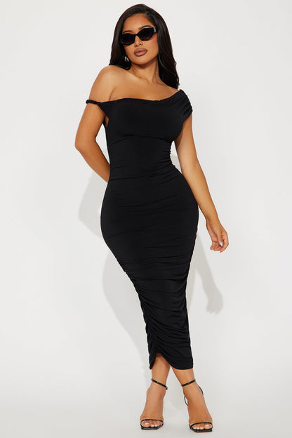 https://cdn.shopify.com/s/files/1/0293/9277/files/07-25-24_S3_20_N21017_Black_AZ_JS_10-29-43_41019_MH_PXF.jpg?v=1722278937