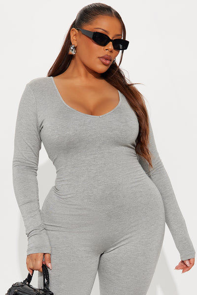 https://cdn.shopify.com/s/files/1/0293/9277/files/07-26-25_S4_70_HF24G090_HeatherGrey_AE_CM_14-55-39_PLUS_33633_PXF.jpg?v=1753830826&with=400&height=600