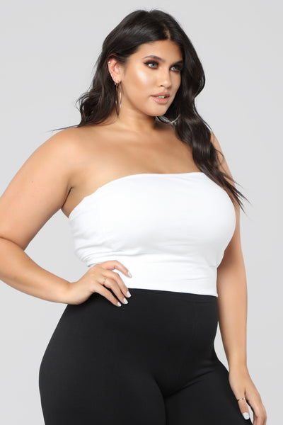 https://cdn.shopify.com/s/files/1/0293/9277/products/07-27-18_Studio_1_13-52-11_T9325_White_13679_AJ.jpg?v=1621537884&with=400&height=600