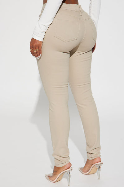 https://cdn.shopify.com/s/files/1/0293/9277/files/07-27-23Studio2_CXB_RL_15-53-12_16_9051_Khaki_P_17485_SG.jpg?v=1691002266&with=400&height=600