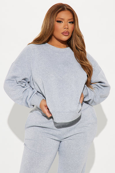 https://cdn.shopify.com/s/files/1/0293/9277/files/07-29-24_S4_57_75480_HeatherGrey_KT_AC_15-03-42_PLUS_42911_PXF.jpg?v=1722532079&with=400&height=600