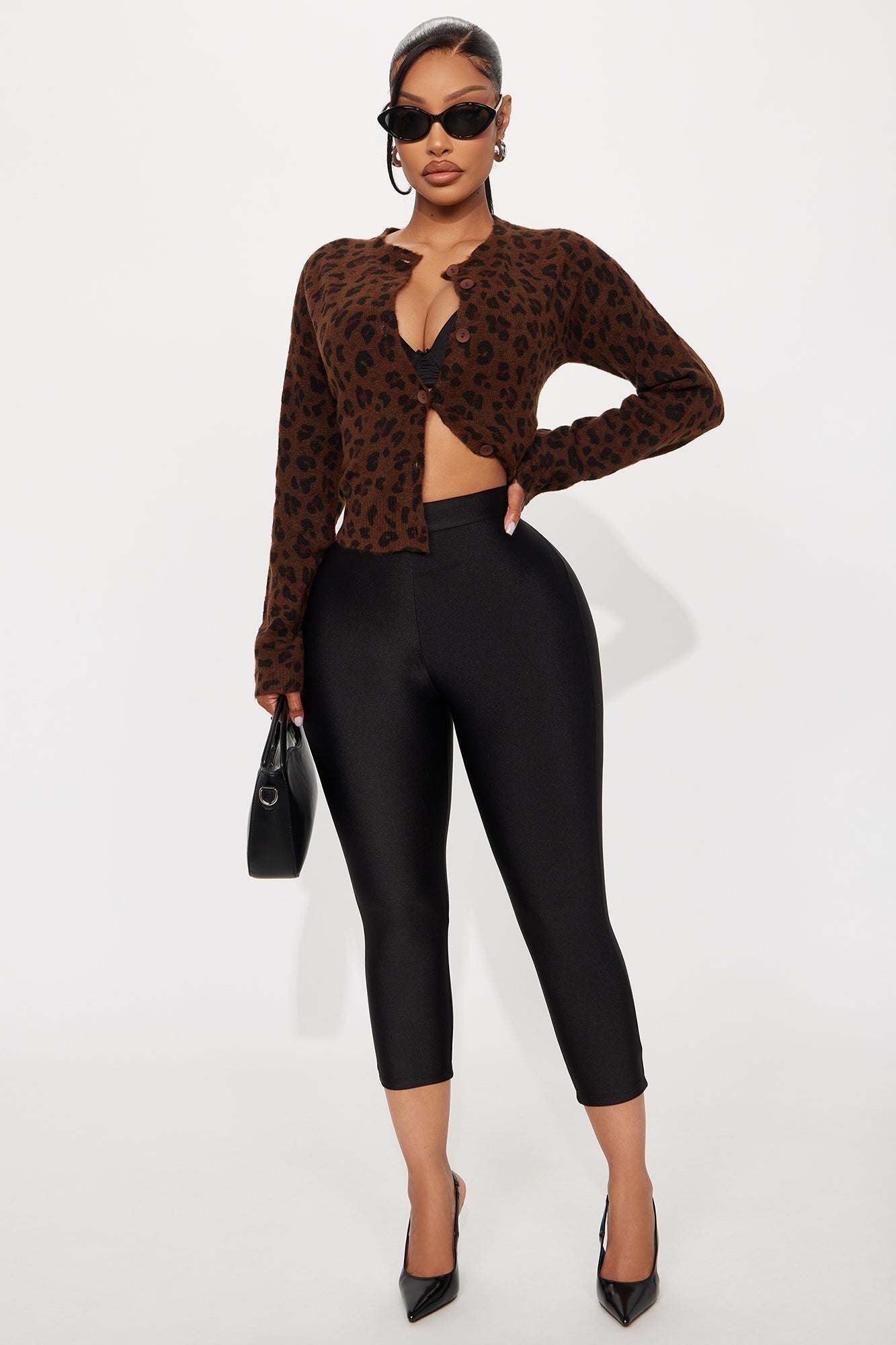 https://cdn.shopify.com/s/files/1/0293/9277/files/07-31-25_S2_23_B11349_Black_AE_RL_15-37-23_69439_PXF.jpg?v=1754085165