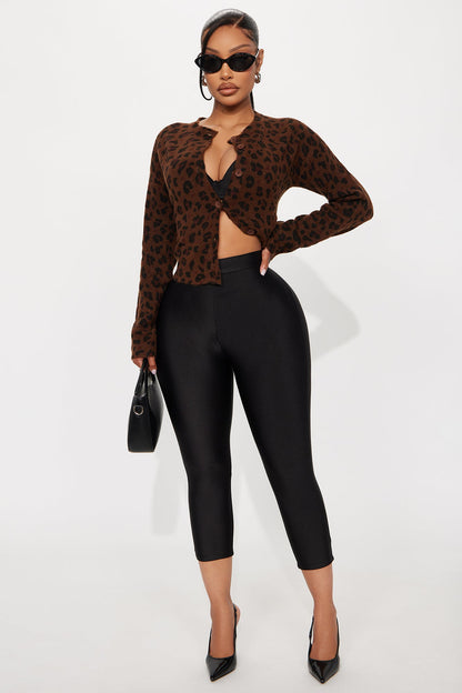 https://cdn.shopify.com/s/files/1/0293/9277/files/07-31-25_S2_23_B11349_Black_AE_RL_15-37-23_69439_PXF.jpg?v=1754085165