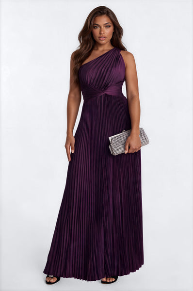https://cdn.shopify.com/s/files/1/0293/9277/files/07-31-26_S1_13_LD9259_Plum_JC_RK_11-42-57_0113-FN_Helena-FN-HelenaBG-3_3__CM.jpg?v=1786998009&with=400&height=600