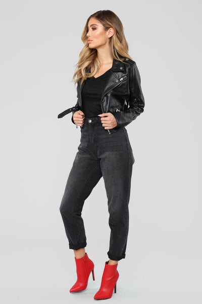 https://cdn.shopify.com/s/files/1/0293/9277/products/08-02-18_Studio_2_14-44-58_13281PUD_Black1068_JD.jpg?v=1644346340&with=400&height=600