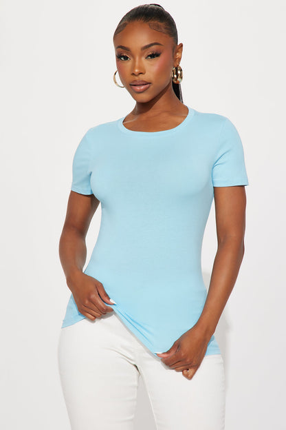 https://cdn.shopify.com/s/files/1/0293/9277/files/08-06-25-S5_31_T11733_Blue_HY_MC_14-15-07_3850_PXF.jpg?v=1754614571