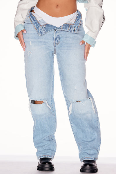 https://cdn.shopify.com/s/files/1/0293/9277/files/08-07-23Denim_KF_AC_11-27-32_6_Wv17933RSLTDP_LightBlueWash_P_10447_JB.jpg?v=1694024604&with=400&height=600