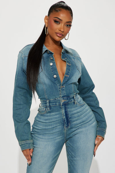 https://cdn.shopify.com/s/files/1/0293/9277/files/08-07-23Studio1_TK_PC_11-18-11_13_JP2303302_Denim_11167_SG.jpg?v=1691709349&with=400&height=600