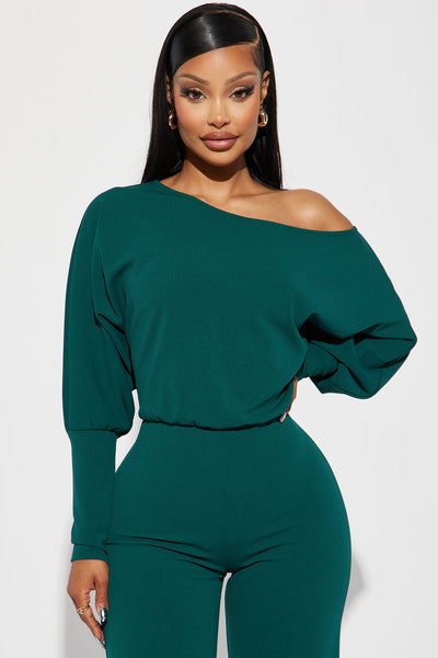 https://cdn.shopify.com/s/files/1/0293/9277/files/08-07-23Studio2_ID_RL_12-10-15_12_JP2844_Hunter_18217_DG.jpg?v=1692036349&with=400&height=600