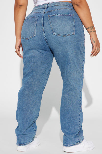 https://cdn.shopify.com/s/files/1/0293/9277/files/08-07-23Studio4_TH_IM_13-34-03_35_FNN23475FB06C_MediumBlueWash_4001_PLUS_MP.jpg?v=1692054573&with=400&height=600