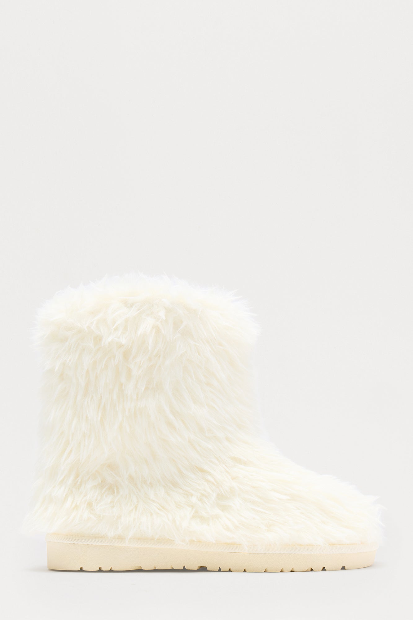 https://cdn.shopify.com/s/files/1/0293/9277/files/08-07-25_S10_15_YETTI_Cream_ZSR_CXB_10-41-52_FLATLAY_20382_PXF.jpg?v=1754674263