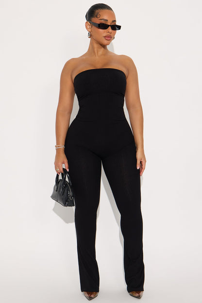 https://cdn.shopify.com/s/files/1/0293/9277/files/08-07-25_S1_44_ZDJ2389_Black_KJ_MC_14-37-31_0743_PXF.jpg?v=1754696948