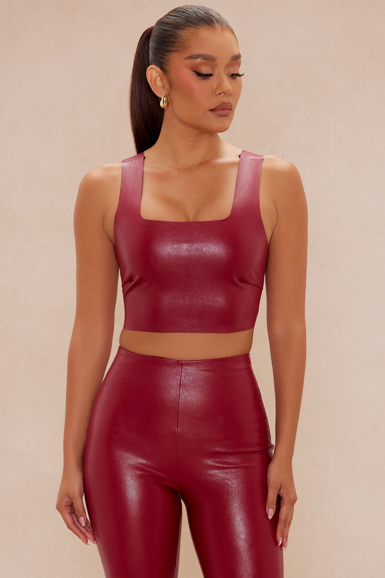 https://cdn.shopify.com/s/files/1/0293/9277/files/08-07-25_S8_40_C84005_Burgundy_TK_IM_14-58-40_4146_PXF.jpg?v=1754880030
