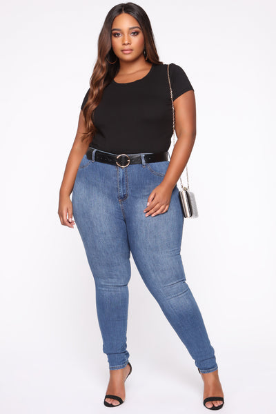 https://cdn.shopify.com/s/files/1/0293/9277/products/08-08-19_Studio_2_MA_14-25-45_30_64000_Black_15741_KL_f7d91393-da18-4f69-81fa-e8722c1657b6.jpg?v=1655166981&with=400&height=600