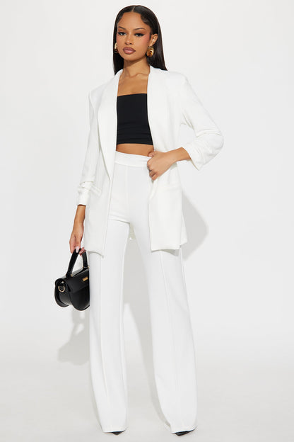 https://cdn.shopify.com/s/files/1/0293/9277/files/08-08-25_S5_33_P9683_Ivory_ZSR_RA_MC_14-35-12_4266_PXF.jpg?v=1754954679