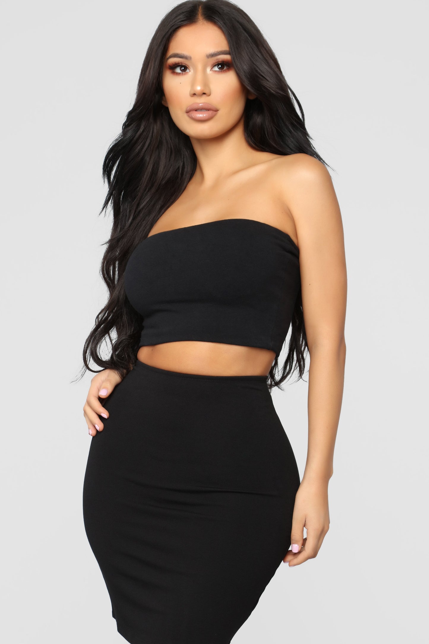 https://cdn.shopify.com/s/files/1/0293/9277/products/08-09-18_Studio_2_10-37-38_T9325_Black0594_NT.jpg?v=1632515644