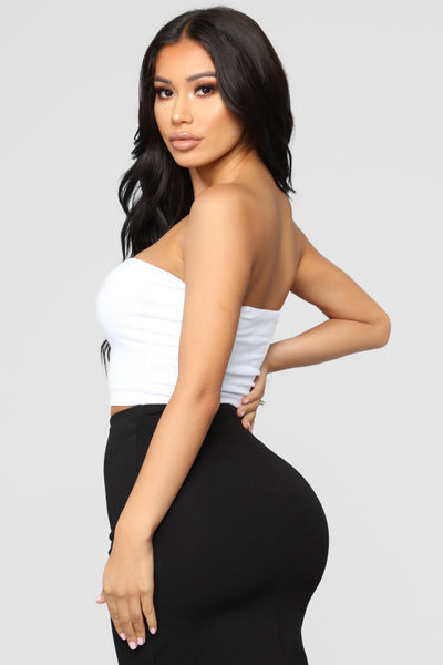https://cdn.shopify.com/s/files/1/0293/9277/products/08-09-18_Studio_2_10-56-16_T9325_WhitE0731_NT.jpg?v=1571438239&with=400&height=600