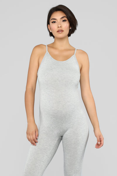 https://cdn.shopify.com/s/files/1/0293/9277/products/08-09-18_Studio_3_13-59-01_KJ5330M_HeatherGrey_0574_AJ.jpg?v=1629225019&with=400&height=600