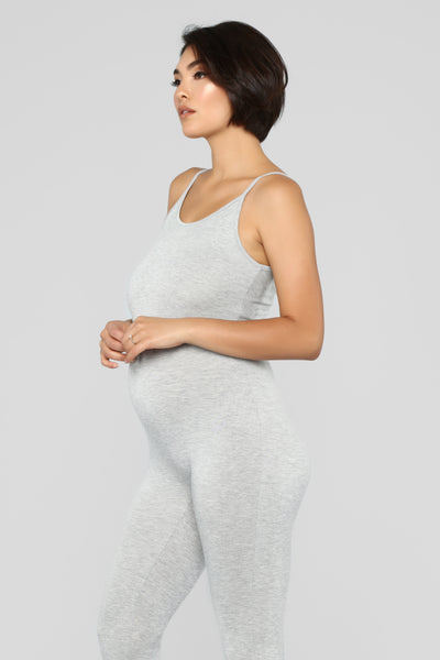 https://cdn.shopify.com/s/files/1/0293/9277/products/08-09-18_Studio_3_13-59-06_KJ5330M_HeatherGrey_0576_AJ.jpg?v=1629225019&with=400&height=600