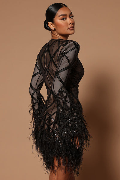 https://cdn.shopify.com/s/files/1/0293/9277/products/08-11-22Studio6_SN_KP_11-33-15_18_22GWF0347_Black_1425__JB.jpg?v=1660606109&with=400&height=600