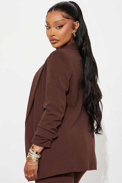 https://cdn.shopify.com/s/files/1/0293/9277/files/08-11-25_S2_12_JK18888Z_Chocolate_ZSR_CXB_RL_16-27-44_2420_SG.jpg?v=1755280127&with=400&height=600