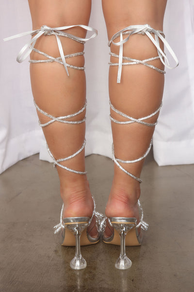 https://cdn.shopify.com/s/files/1/0293/9277/products/08-12-21Studio5_RT_16-20-59_53_BALLNIGHT_Silver_37698_KL.jpg?v=1646417903&with=400&height=600