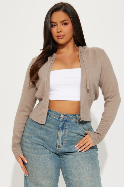 https://cdn.shopify.com/s/files/1/0293/9277/files/08-12-24_S6_52__KS_JS_14-40-34_PLUS_40137_TT.jpg?v=1723575471&with=400&height=600