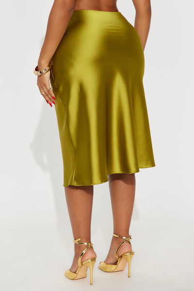 https://cdn.shopify.com/s/files/1/0293/9277/files/08-12-25_S3_38_ZDM5170MD_Chartreuse_CR_PC_12-01-23_74418_BH.jpg?v=1755111513&with=400&height=600