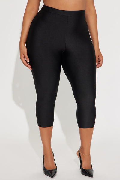 https://cdn.shopify.com/s/files/1/0293/9277/files/08-13-25_S5_16_B11349_Black_ZSR_CR_SS_13-06-42_PLUS_5750_PXF.jpg?v=1755209334&with=400&height=600