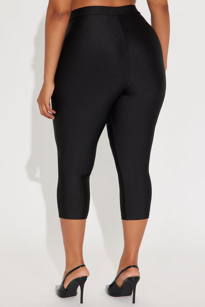 https://cdn.shopify.com/s/files/1/0293/9277/files/08-13-25_S5_16_B11349_Black_ZSR_CR_SS_13-06-42_PLUS_5751_PXF.jpg?v=1755209334&with=400&height=600