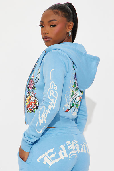 https://cdn.shopify.com/s/files/1/0293/9277/files/08-13-25_S6_56_EHW180062FN_LightBlue_CXB_AC_14-41-15_136899_PXF.jpg?v=1755206437&with=400&height=600