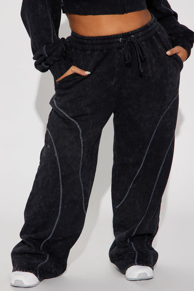 https://cdn.shopify.com/s/files/1/0293/9277/files/08-16-23Studio4_CC_AP_14-25-28_39_ZDZPJ10610P_Black_11358_PLUS_SG.jpg?v=1692727139&with=400&height=600