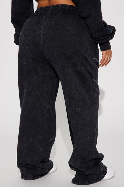 https://cdn.shopify.com/s/files/1/0293/9277/files/08-16-23Studio4_CC_AP_14-26-08_39_ZDZPJ10610P_Black_11364_PLUS_SG.jpg?v=1692727139&with=400&height=600