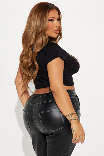 https://cdn.shopify.com/s/files/1/0293/9277/files/08-16-24_S4_32_T295021_Black_TK_AC_13-22-24_PLUS_53804_PXF.jpg?v=1724103523&with=400&height=600