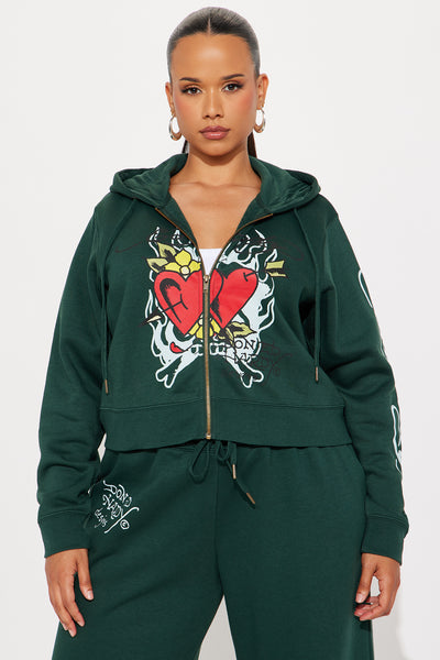 https://cdn.shopify.com/s/files/1/0293/9277/files/08-16-25_S5_48_EHW18002FN_HunterGreen_AE_CM_14-16-02_PLUS_44290_PXF.jpg?v=1755646005&with=400&height=600