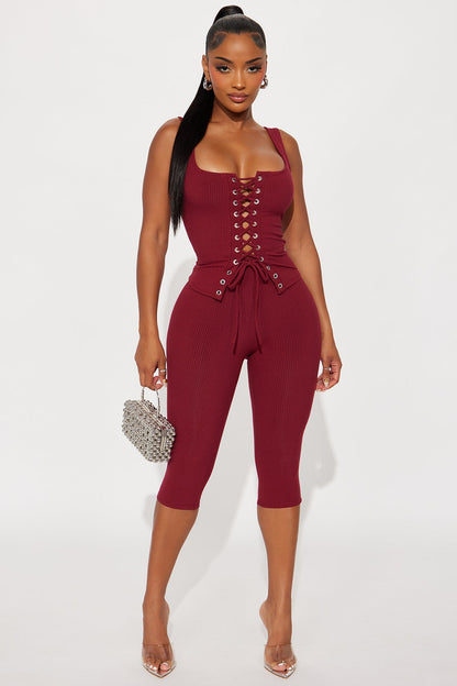 https://cdn.shopify.com/s/files/1/0293/9277/files/08-18-25_S4_43_ST2007_Burgundy_KJ_SS_14-47-35_49164_PXF.jpg?v=1755631456