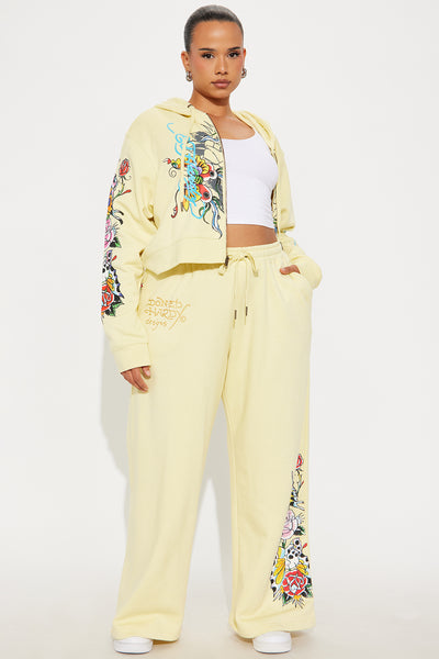 https://cdn.shopify.com/s/files/1/0293/9277/files/08-18-25_S6_42_EHW18001FN_ButterYellow_TW_MC_15-23-46_139740_PXF_PLUS.jpg?v=1755713286&with=400&height=600