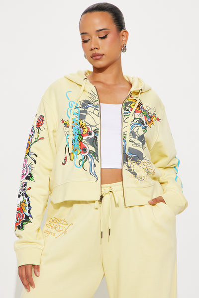 https://cdn.shopify.com/s/files/1/0293/9277/files/08-18-25_S6_42_EHW18001FN_ButterYellow_TW_MC_15-24-00_139744_PXF_PLUS.jpg?v=1755713286&with=400&height=600