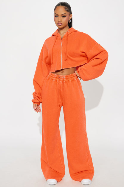 https://cdn.shopify.com/s/files/1/0293/9277/files/08-20-25_S2_40_ZDZPK11103SET_Orange_CXB_RL_14-39-21_10681_PXF_KP.jpg?v=1756337304