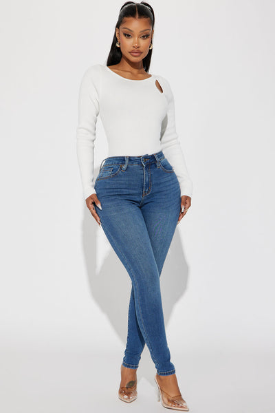 https://cdn.shopify.com/s/files/1/0293/9277/files/08-21-23Studio2_TK_RL_14-52-58_28_FN1006HSKAT_VintageWash_18649_SG.jpg?v=1693331835&with=400&height=600