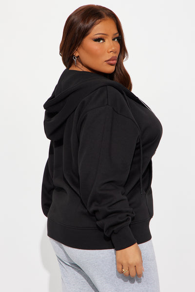 https://cdn.shopify.com/s/files/1/0293/9277/files/08-25-25_S4_20_123ZIPUP_Black_KJ_IM_13-04-02_PLUS_8134_PXF.jpg?v=1756745375&with=400&height=600