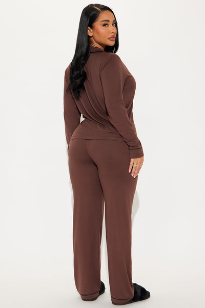 https://cdn.shopify.com/s/files/1/0293/9277/files/08-26-24_S3_39_EN3031PS_Chocolate_KJ_AP_14-40-29_56874_PXF.jpg?v=1724790363&with=400&height=600