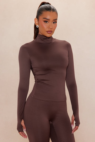https://cdn.shopify.com/s/files/1/0293/9277/files/08-26-25_S5_24_C25001NS_Chocolate_TK_IM_13-53-57_51483_PXF.jpg?v=1756317056&with=400&height=600